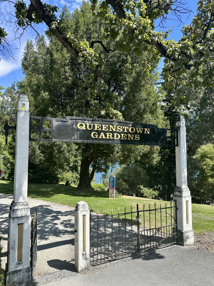 Queenstown Garden