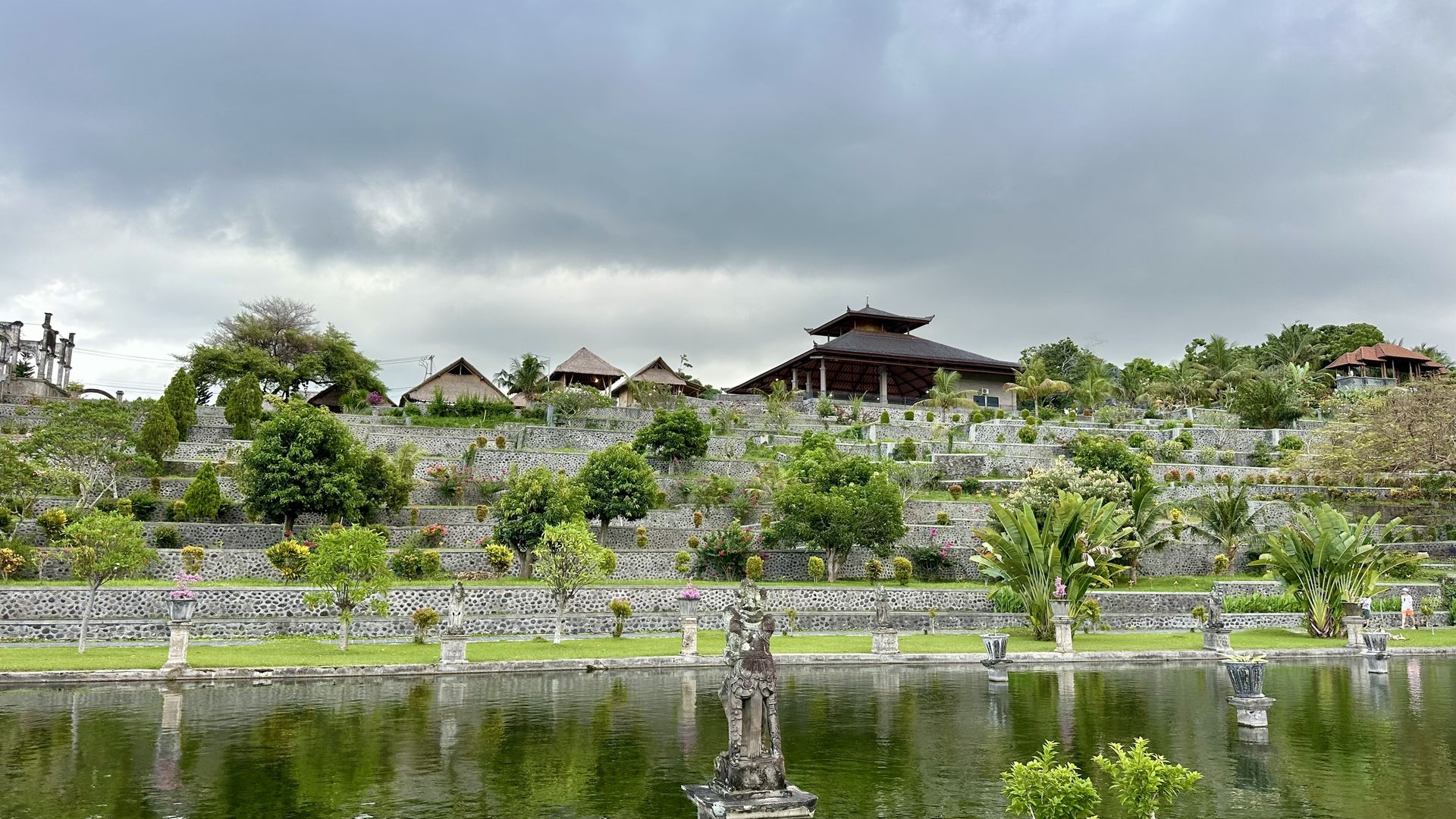 palais d’eau de Soekasada Ujung