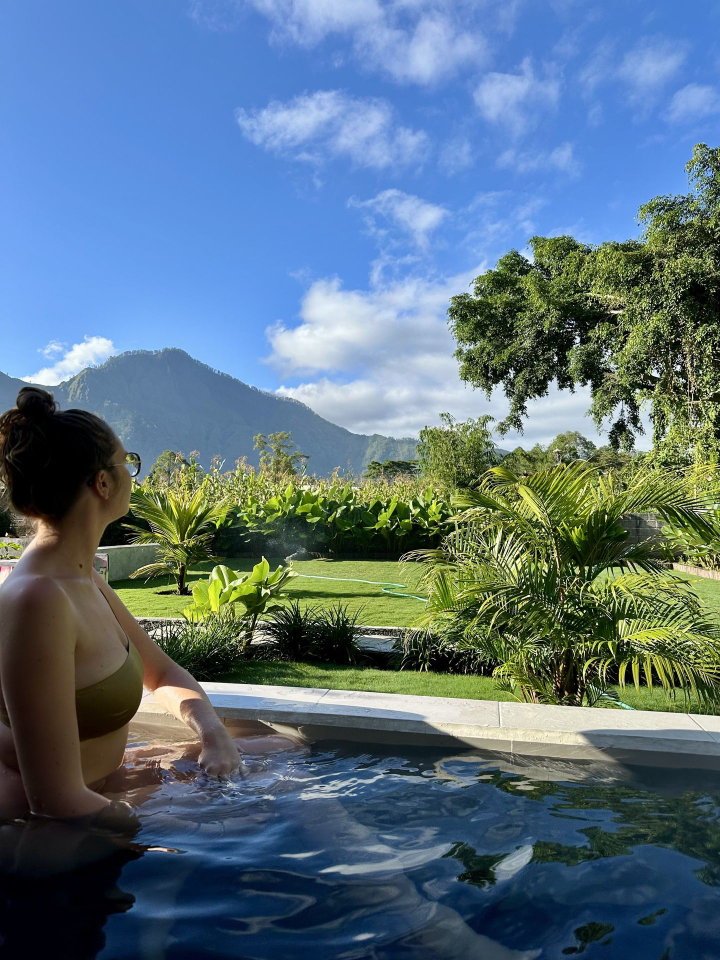 Ampik Batur With Private Hot Springs