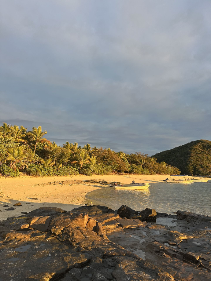 Barefoot Manta Island