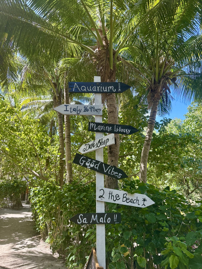 Barefoot Manta Island