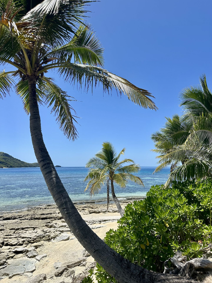 Barefoot Kuata Island